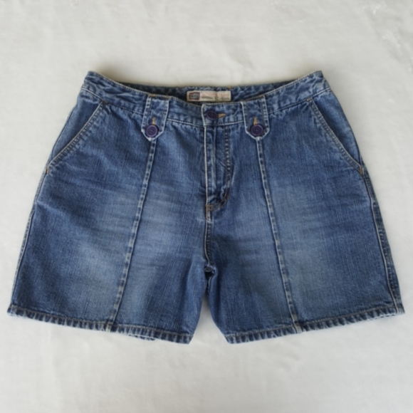 FADED GLORY ♡ Super Sweet Vintage Distressed Double Button Flap Jean Shorts 10 - Picture 4 of 12
